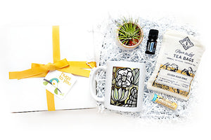A NEW DAY HUG BOX is the perfect gift of renewing and encouragement for thinking of you, birthday or new job.
