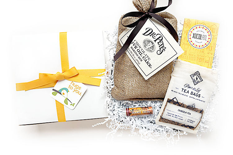 CHOCOLATE HUGS - This Hug Box curation makes the perfect warm and sweet client gift, employee appreciation gift, teacher gift, and birthday and holiday gift.

Our 'Chocolate Hugs" gift box features local artisan small batch goodies made in Georgia and Alabama.